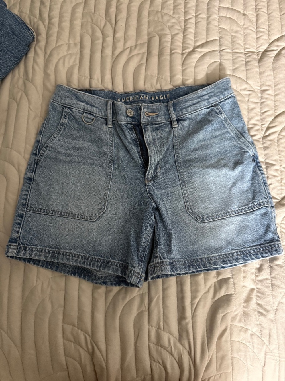 New American Eagle shorts